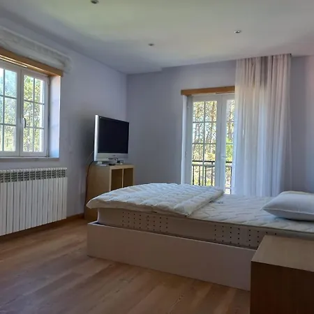 Haus In Pedras Del Rey Mit 3 Pools 4 * Amoreira (Leiria)